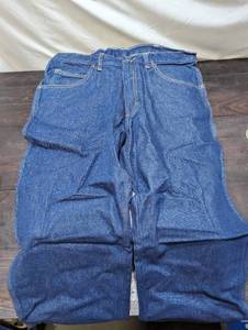 Box Of New G&K Jeans Size 34x32