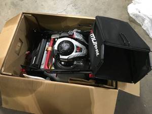 lot 15 image: Murray 22 in. 140 cc Briggs & Stratton Walk Behind Gas Self-Propelled Lawn Mower with Front Wheel Drive and Bagger   Customer Returns See Pictures