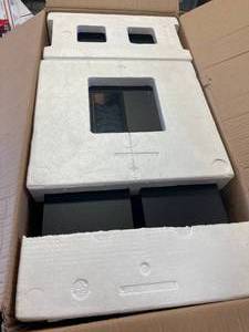 lot 6 image: Itrak Stereo System with Bluetooth