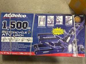 lot 78 image: AC Delco Motorcycle  ATV Lift