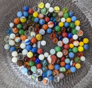 lot 30 image: Collection Of Vintage Marbles
