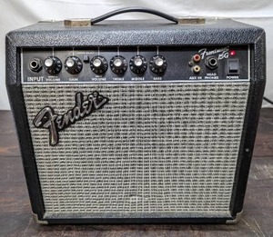 lot 54 image: Fender Frontman 15G Guitar Amp
