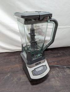 lot 59 image: Ninja Blender