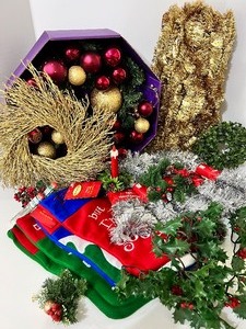 lot 347 image: Full of Cheer  Assorted Christmas Decor