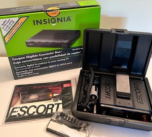 lot 96 image: INSIGNIA Converter Box and ESCORT