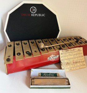 lot 161 image: Vintage Xylophone, Harmonica and Drum Pad