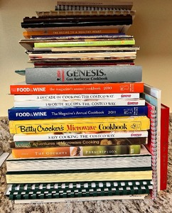 lot 120 image: Whats For Dinner  Assortment of Cookbooks