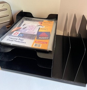 lot 127 image: Office Organizer and PELOUZE 70 lb Parcel Post Scale & More