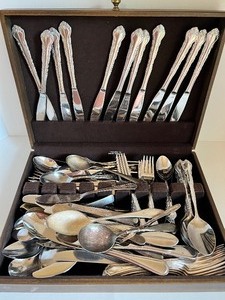 lot 136 image: Assorted Flatware  Silverware