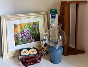 lot 142 image: Bath Accessories and Floral Framed Art