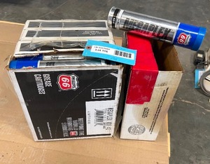 lot 116 image: Grease Cartridges