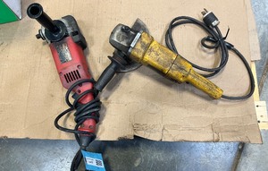 lot 87 image: Angle Grinders