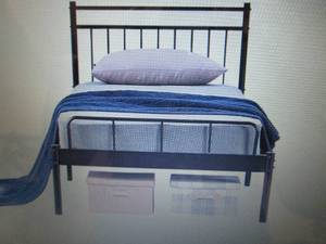 Luna Metal Platform Bed Frame - Twi...