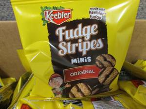 Case of 130- 1 oz pks Keebler Fudge...