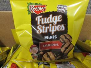 Case of 130- 1 oz pks Keebler Fudge...