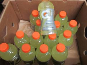 15 - 28 oz Bottles Gatorade Lemonad...