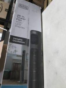 BLACKDECKER 46 Tower Fan open box...
