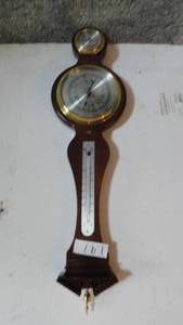 lot 191 image: Humidity & thermometer gauge