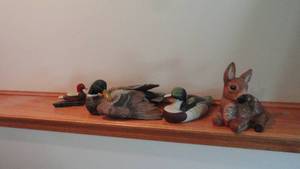 lot 194 image: Figurines - Deer and 3 Ducks
