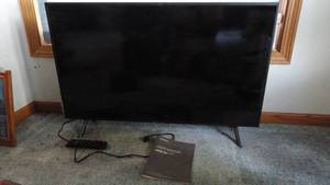lot 217 image: Samsung TV 40