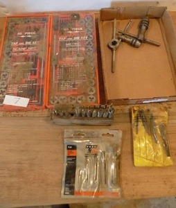 lot 7 image: Tap and die sets, metric and standard. Screw extractor