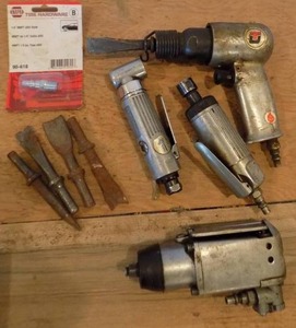 lot 8 image: Air hammer, Air chisel, Die grinder, 38 Air ratchet, Chisel ends