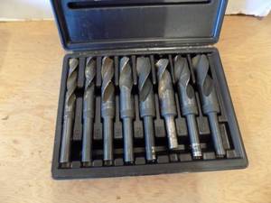 lot 10 image: Drill bit set 916-1