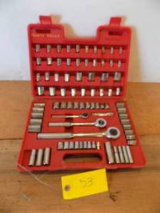 lot 53 image: Challenger Socket set