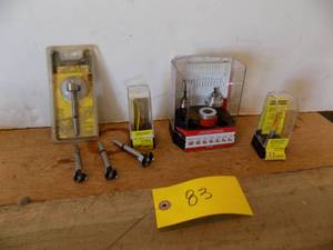 lot 83 image: 7 - Router Bits