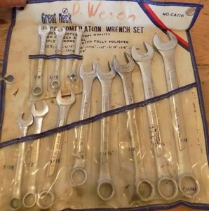 lot 86 image: Combination wrench kit