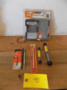 lot 90 image: Masonry Bit Set