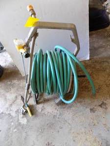 lot 111 image: Hose