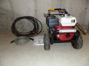 lot 132 image: Professional pressure washer with Honda motor