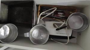 lot 234 image: Hamilton Beach Mixer and Bread pans