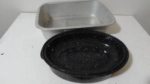 lot 235 image: Roaster and Pan