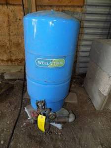lot 375 image: Well-x-trol Pressure Tank