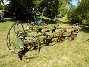 lot 508 image: John Deere - 4 Bottom Plow
