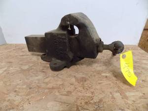 lot 475 image: 5 Vice