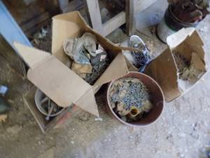 lot 485 image: Large lot of all size nails new and used