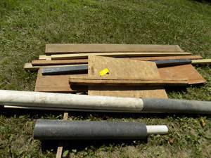 lot 494 image: Lot of wood