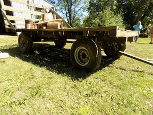 lot 501 image: Hay Rack