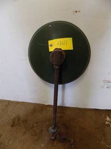lot 441 image: Vintage porcelain light fixture