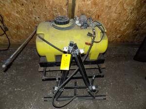 lot 392 image: ATV Sprayer