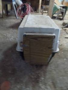 lot 393 image: Portable Dog Kennel wooden door