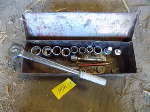 lot 404 image: 34 S&K Socket Set with case