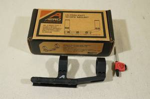 lot 24 image: Aero Precision Ultralight Scope Mount - 30mm, Black, SPR Relief