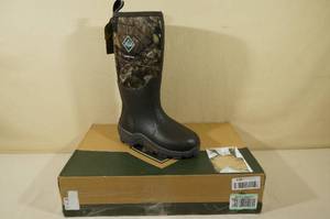 lot 49 image: Muck Woody Max Camo Rubber Boots - Mens 9Womens 10
