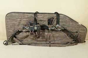 lot 60 image: PSE Elite RH Compound Bow with Case - Right Handed