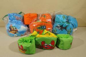 lot 75 image: 5 Paddle Pals Child Floatation Devices