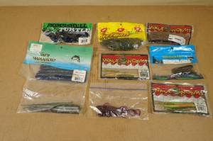 lot 89 image: Assorted Soft Fishing Baits